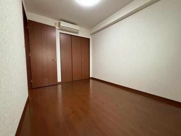 ●ベルドゥムール草加弁天６階●