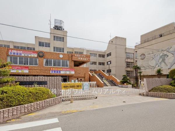 越谷市東越谷９丁目の中古一戸建て(越谷市立東中学校)