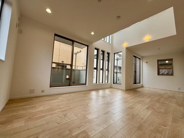 川口市弥平４丁目の中古一戸建て