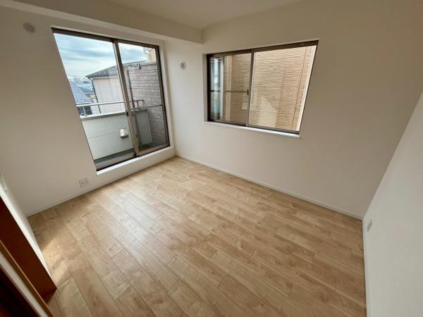 川口市弥平４丁目の中古一戸建て