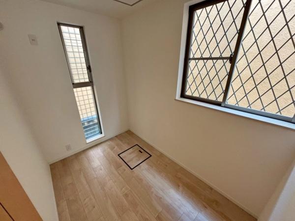 川口市弥平４丁目の中古一戸建て