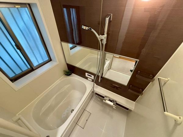 草加市両新田西町の中古一戸建て