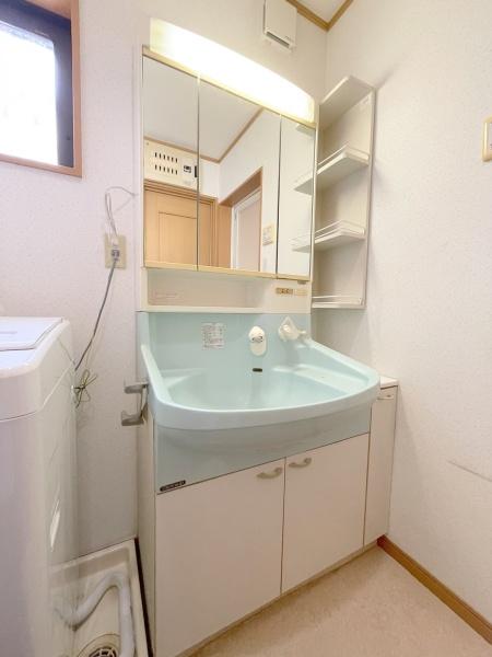 三郷市戸ケ崎４丁目の中古一戸建て