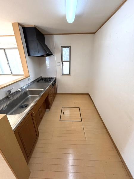 三郷市早稲田８丁目の中古一戸建て