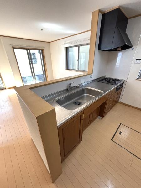 三郷市早稲田８丁目の中古一戸建て