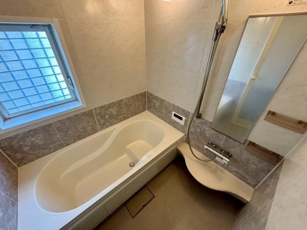 草加市青柳８丁目の中古一戸建て