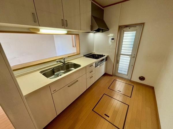 草加市青柳８丁目の中古一戸建て