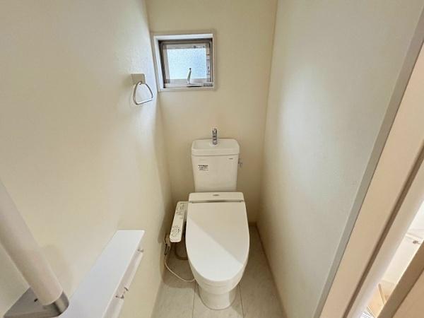 草加市稲荷４丁目の中古一戸建て