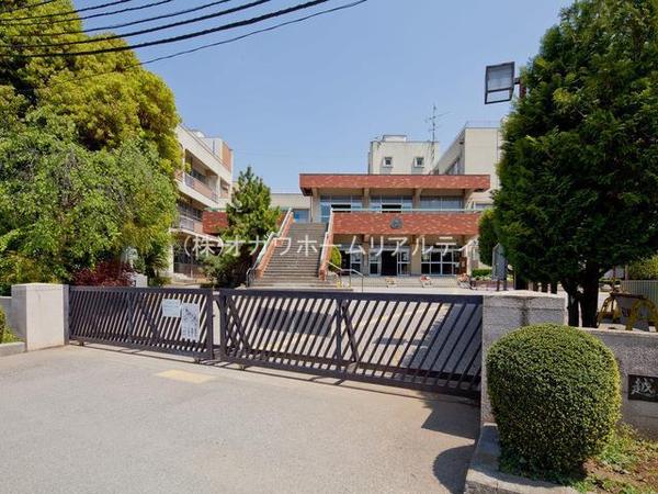 ●エフローレ東越谷市役所前中央通り●(越谷市立東越谷小学校)