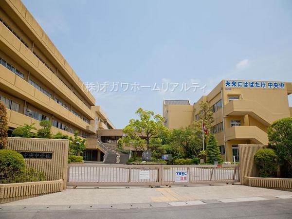 ●エフローレ東越谷市役所前中央通り●(越谷市立中央中学校)