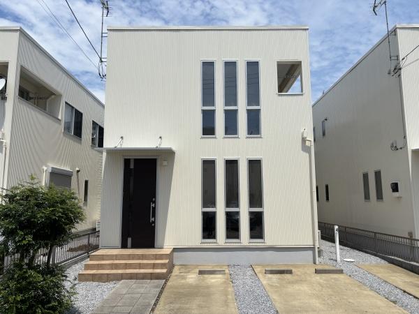 草加市氷川町の中古一戸建
