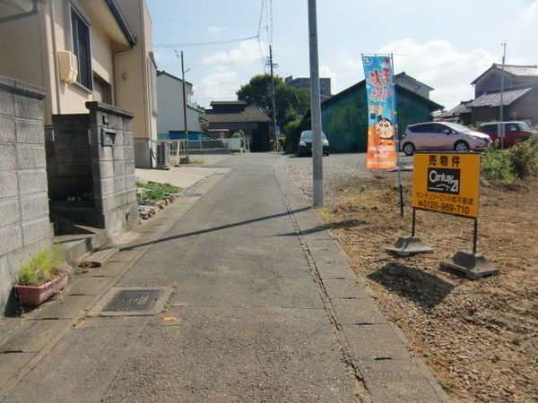 小牧市小牧４丁目の土地