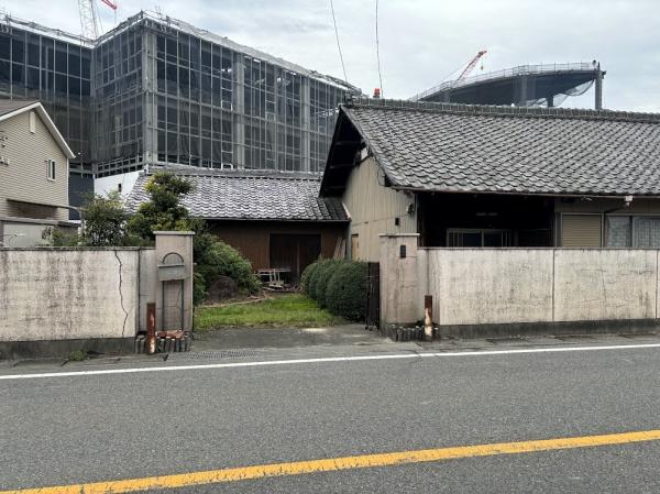 小牧市多気中町・小牧市下小針中島2丁目　売地