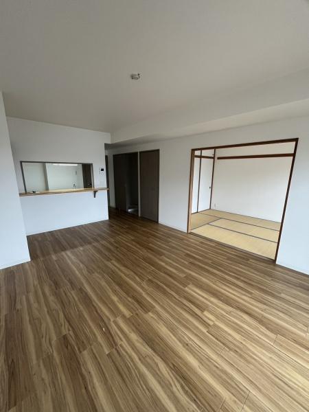 バンベール城山 中古マンション(リビング)