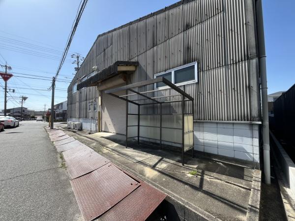 春日井市味美町　倉庫