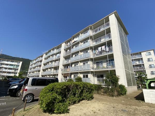 水無瀬青葉ハイツ８号棟