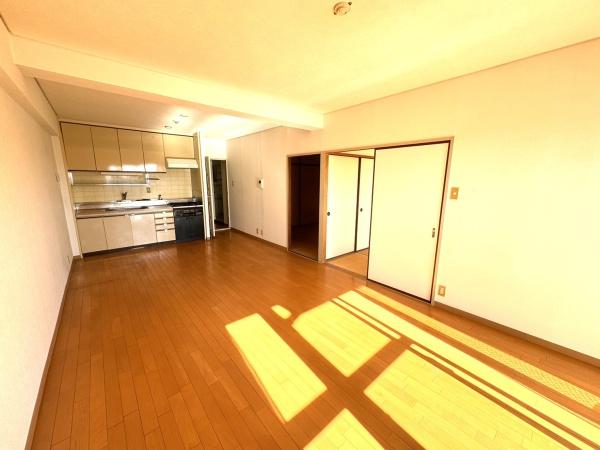 ユニライフ山崎４号棟