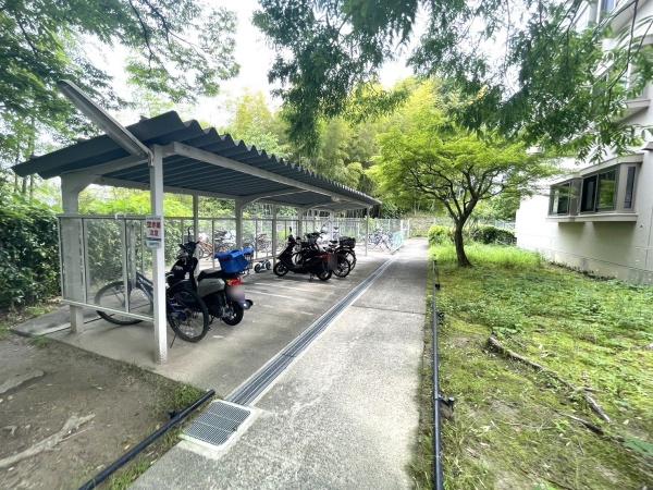 若山台第２住宅４号棟