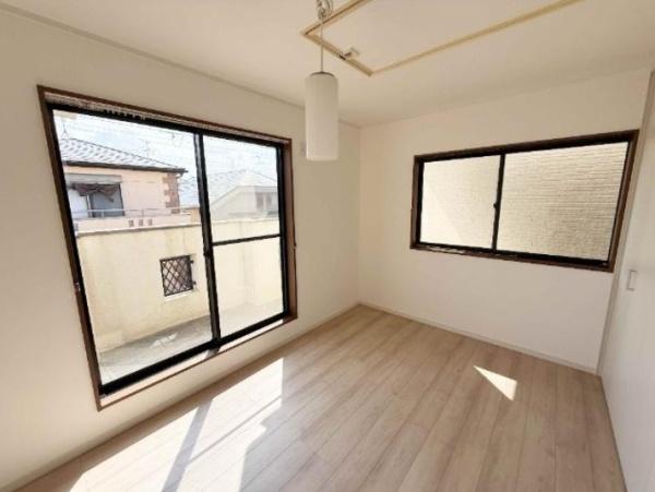 高槻市淀の原町の中古一戸建て