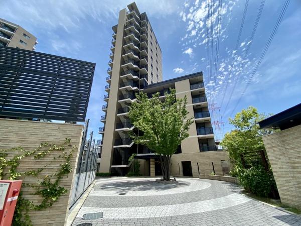 ファインレジデンス高槻上牧駅前