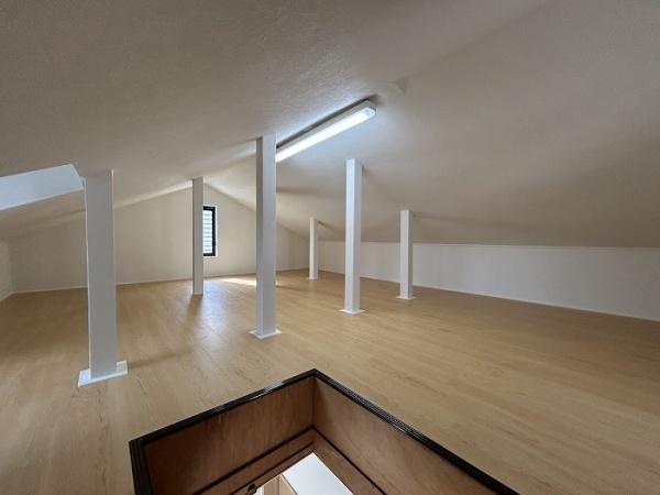 三島郡島本町水無瀬２丁目の中古一戸建て