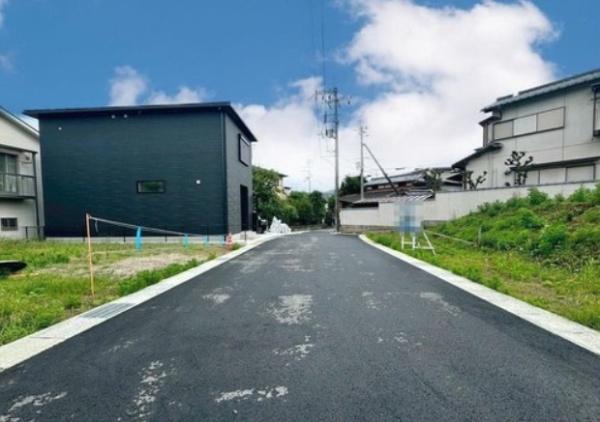 乙訓郡大山崎町字下植野小字梅ケ畑の土地