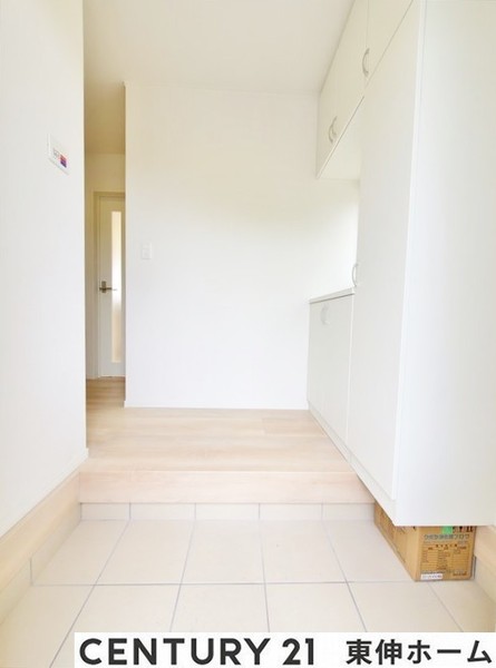 守山区上志段味新築分譲住宅　５号棟