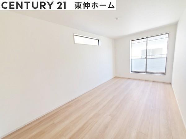 グラファーレ　春日井市大手田酉町新築分譲住宅　２号棟