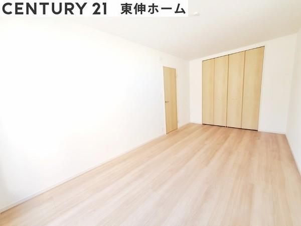 グラファーレ　春日井市大手田酉町新築分譲住宅　２号棟