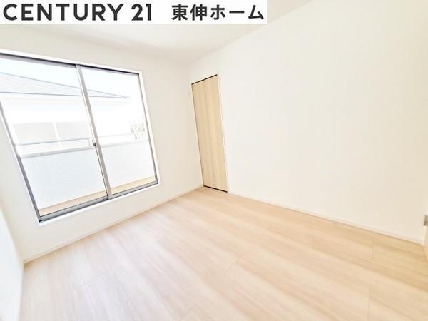 グラファーレ　春日井市大手田酉町新築分譲住宅　２号棟