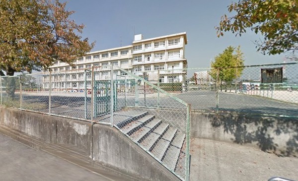 春日井市穴橋町新築分譲住宅 3号棟(春日井市立篠原小学校)