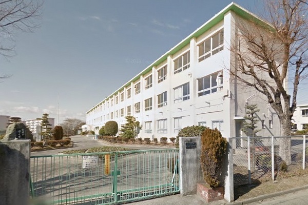 春日井市藤山台新築分譲住宅　１号棟(春日井市立藤山台中学校)