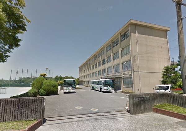 春日井市神屋町焼山新築分譲住宅　１号棟(春日井市立坂下中学校)