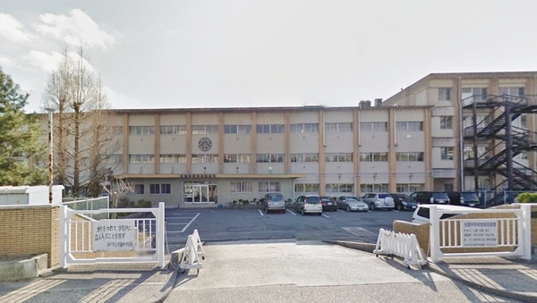 瀬戸市原山台新築分譲住宅　1号棟(瀬戸市立光陵中学校)