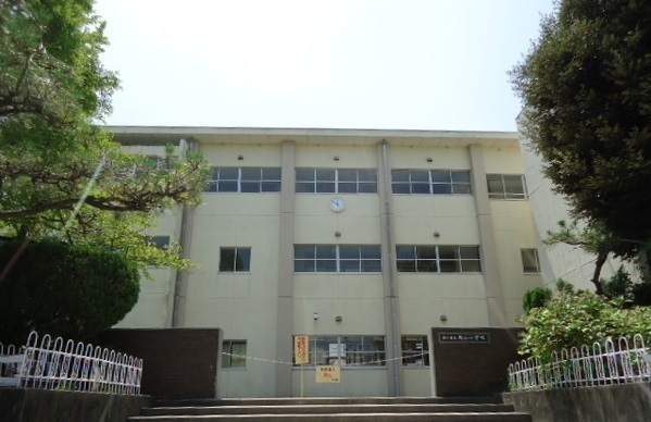 瀬戸市原山台新築分譲住宅　２号棟(瀬戸市立原山小学校)