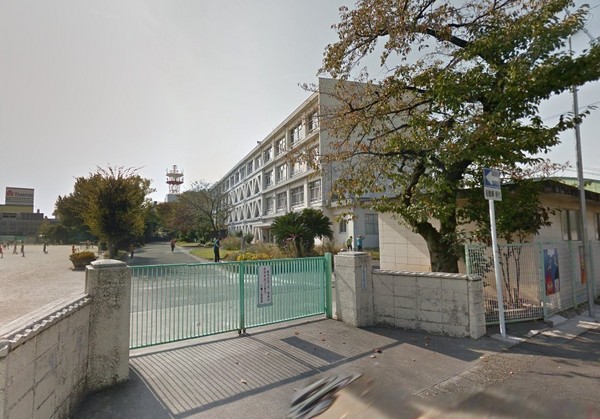 春日井市八事町新築分譲住宅　A号棟(春日井市立八幡小学校)