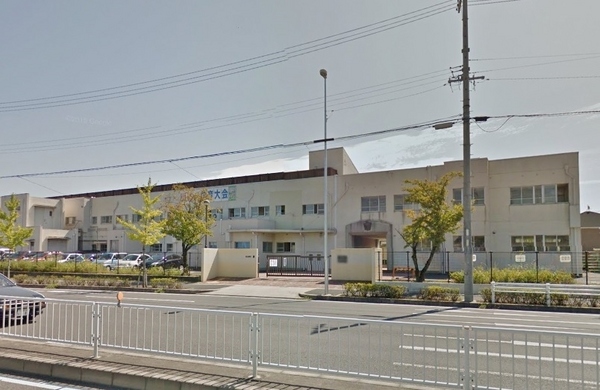 守山区中志段味新築分譲住宅　５号棟(名古屋市立志段味中学校)