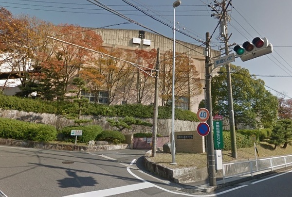 愛知郡東郷町北山台２丁目の土地(東郷町立東郷中学校)