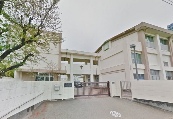 守山区苗代町新築分譲住宅　A号棟(名古屋市立苗代小学校)