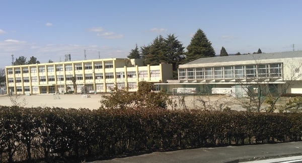 瀬戸市五位塚町新築分譲住宅　１号棟(瀬戸市立古瀬戸小学校)