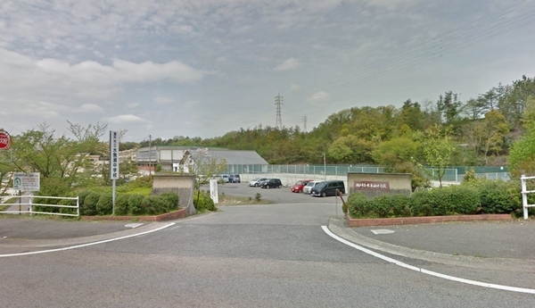 瀬戸市東長根町の土地(瀬戸市立水無瀬中学校)