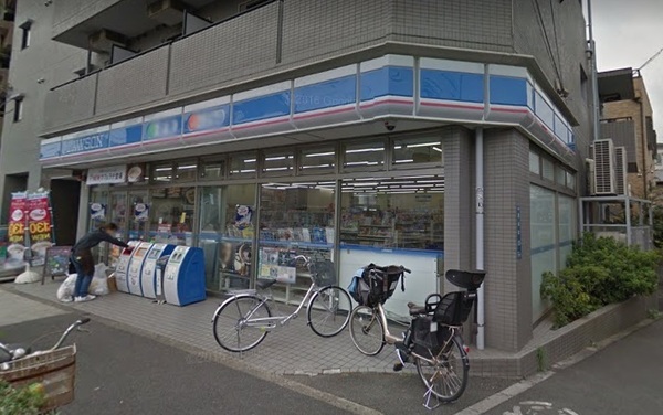 グランデイ田園調布(ローソン大田西嶺町店)