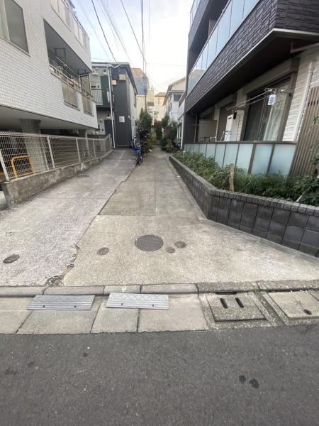 緑道沿いの土地登場　建築条件無し　小山６丁目古屋付土地