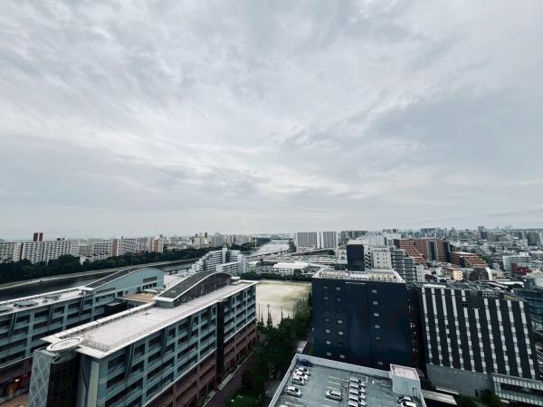 京浜運河を望む　プライムパークス品川シーサイドザ・タワー