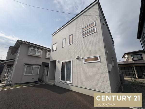 西青山　中古一戸建て