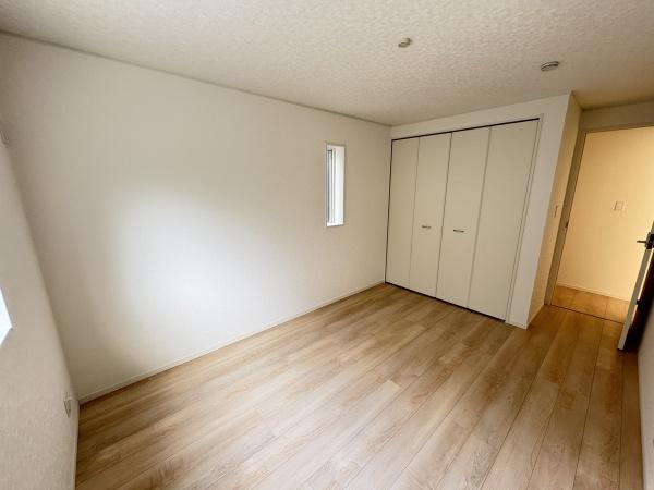 盛岡市 高松4丁目 建売物件(洋室)