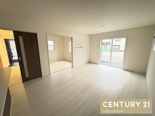 紫波町 高水寺 4号棟(リビング)