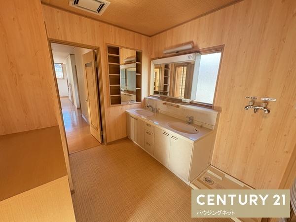 盛岡市三ツ割字上岩清水の中古一戸建て