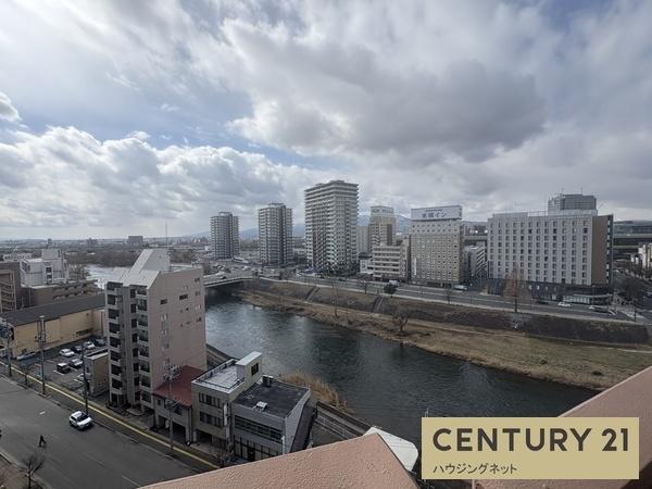 トーカンジェネラス開運橋