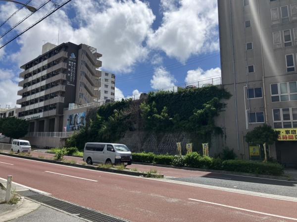 浦添市牧港２丁目の土地